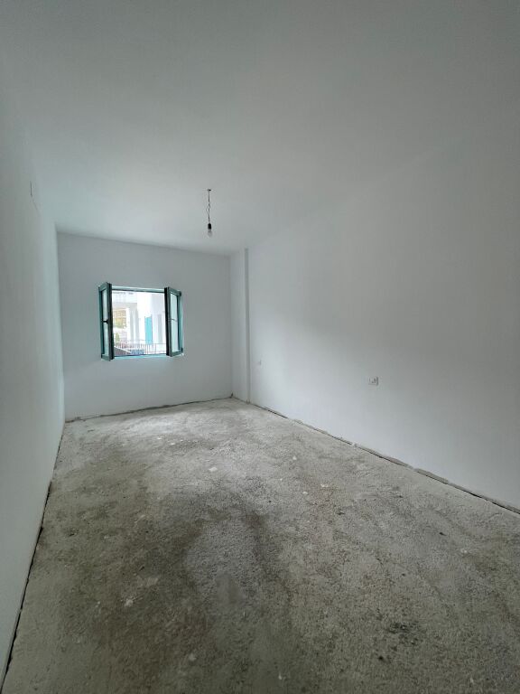 Shitet apartament 2+1 ne Dhermi, Santorini Residence 1