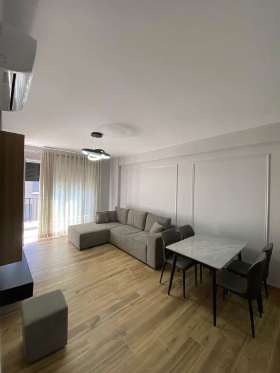 APARTAMENT PER QERA