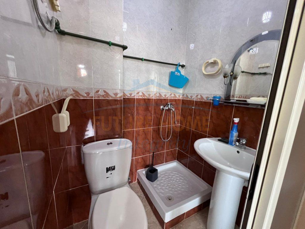 Qera, Apartament 2+1, Xhamllik, Tiranë.
