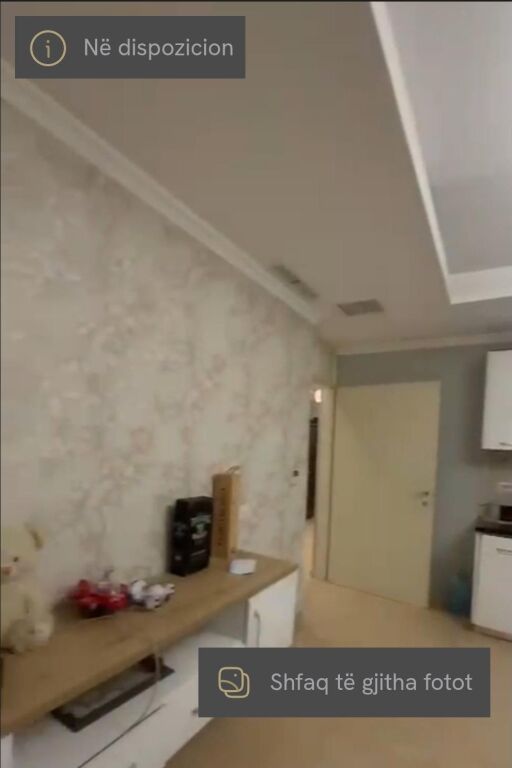 Shitet 2+1+2 dhe garazhd, Kamez. 150,000 €