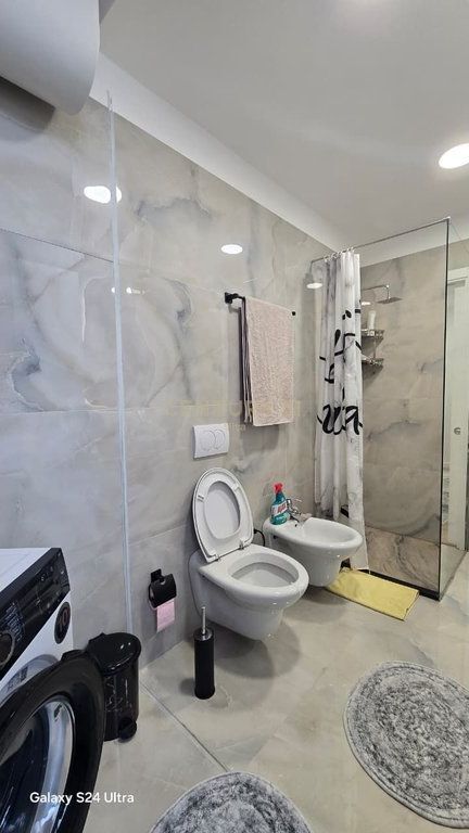 Apartament 1+1 në Shitje në Vijen e Parë me Pamje Deti, Shkëmbi i Kavajës, Durrës !!