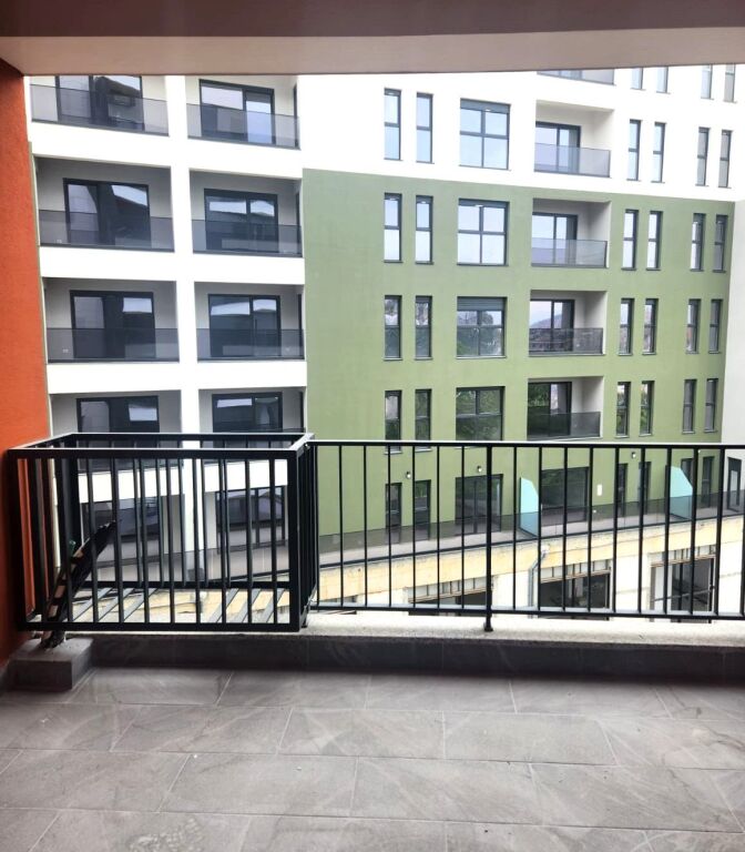 🏡 Shitet Apartament 2+1 – Space City