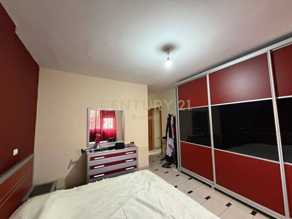 ALI DEMI, JAPIM ME QIRA APARTAMENT 2+1+2 530 € /Muaj