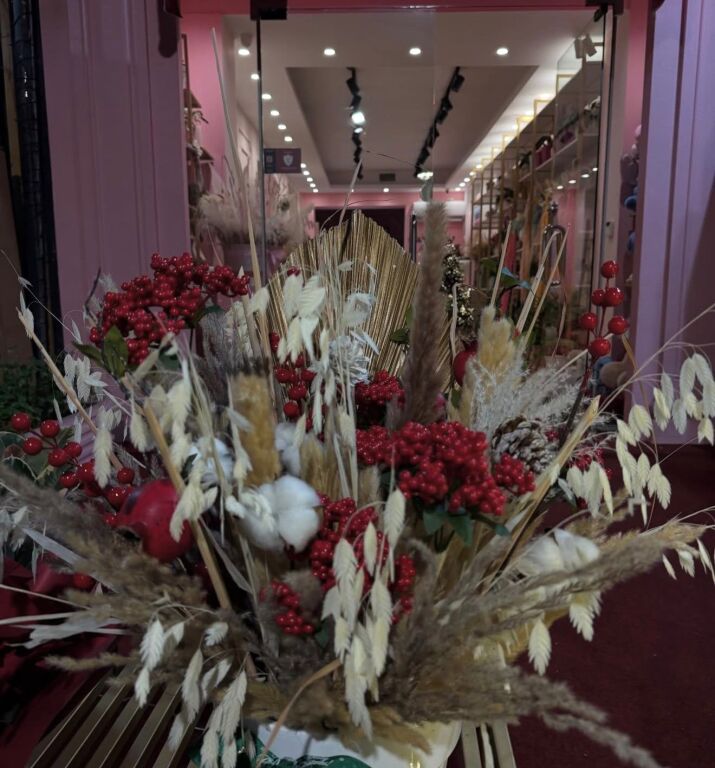 💐✨ FLOWER BUSINESS FOR SALE IN TIRANA ✨💐