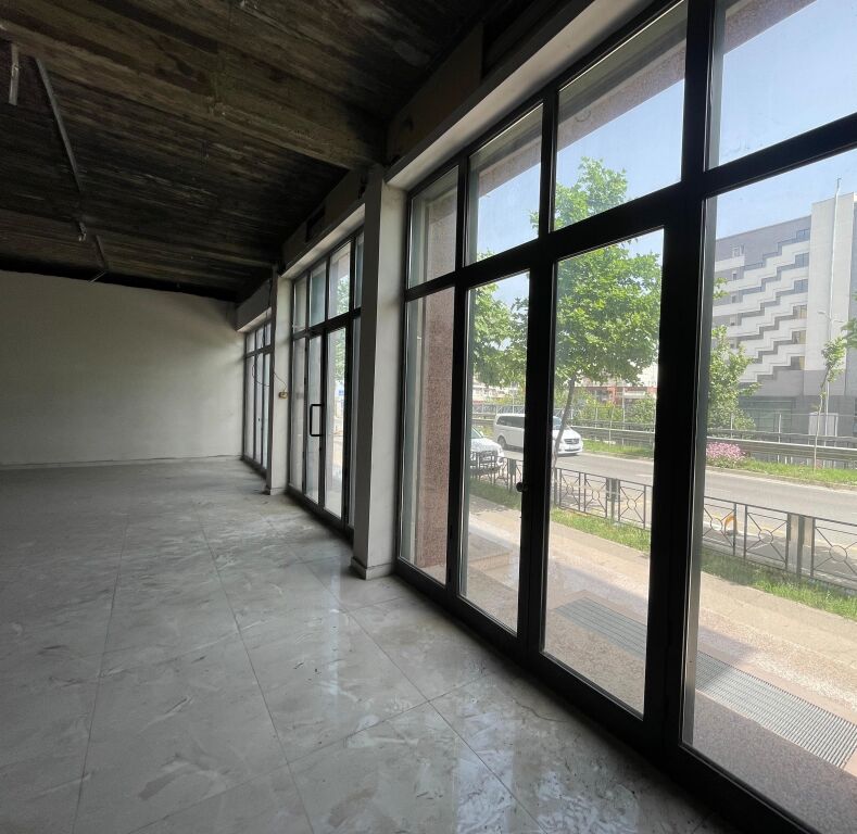 🏢 Business premises for rent at the Municipality Overpass
