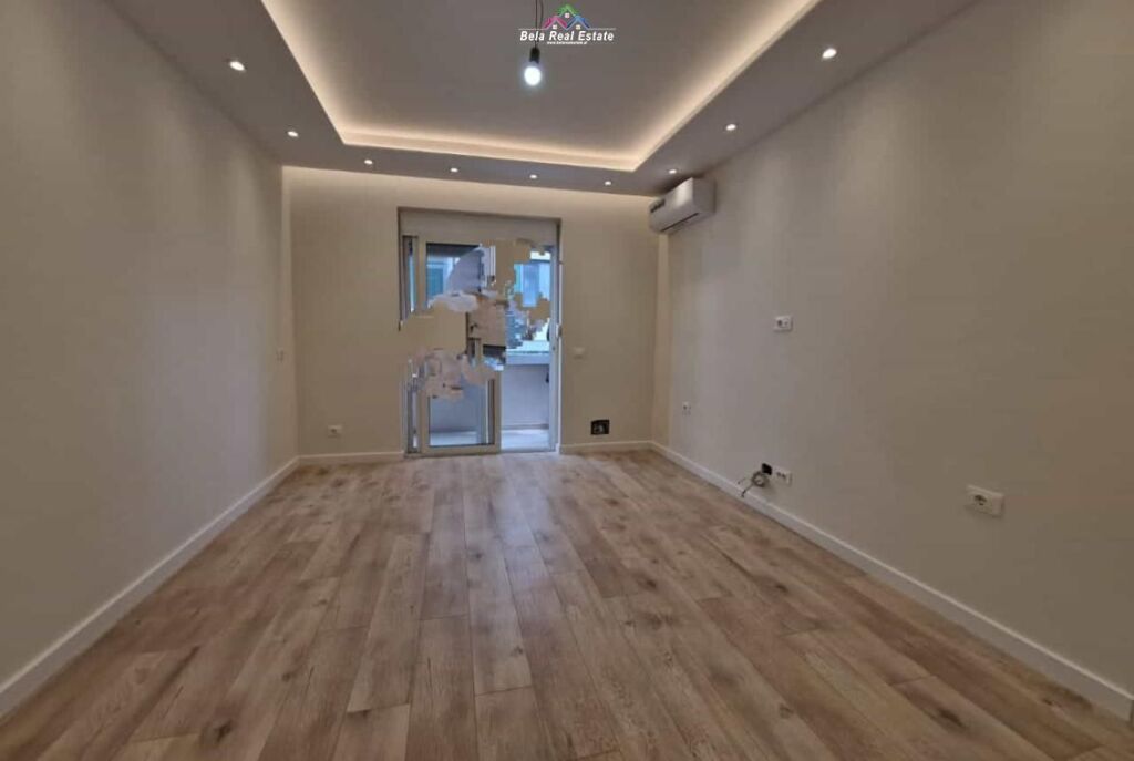 Zyre Me Qera 3+1 Ne Qender ( ID BZ2941) Tirane