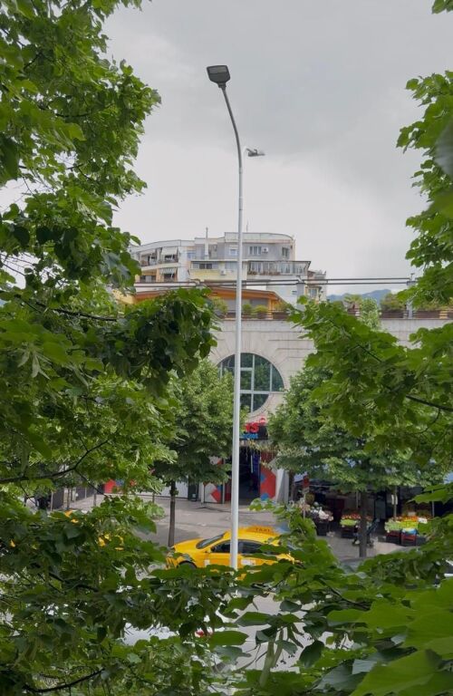 🏠Shitet Apartament 1+1+bllk 📍Rruga Bardhyl 💥Super Location, pallat buze rruge💶150.000€