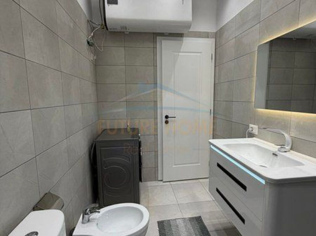 In vendita, Appartamento 2+1, Tirana Golden Park 3