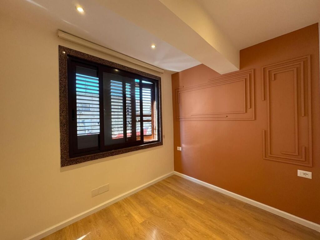 APARTAMENT 1+1 PER SHITJE TE MYSLYM SHYRI