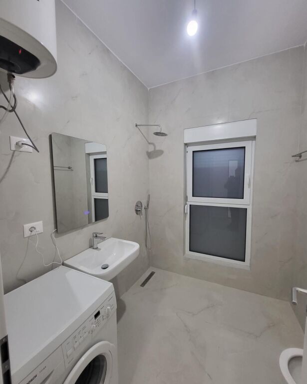 🏡 Appartamento 1+1 in affitto – Complesso Kadiu, Ali Demi 📍
