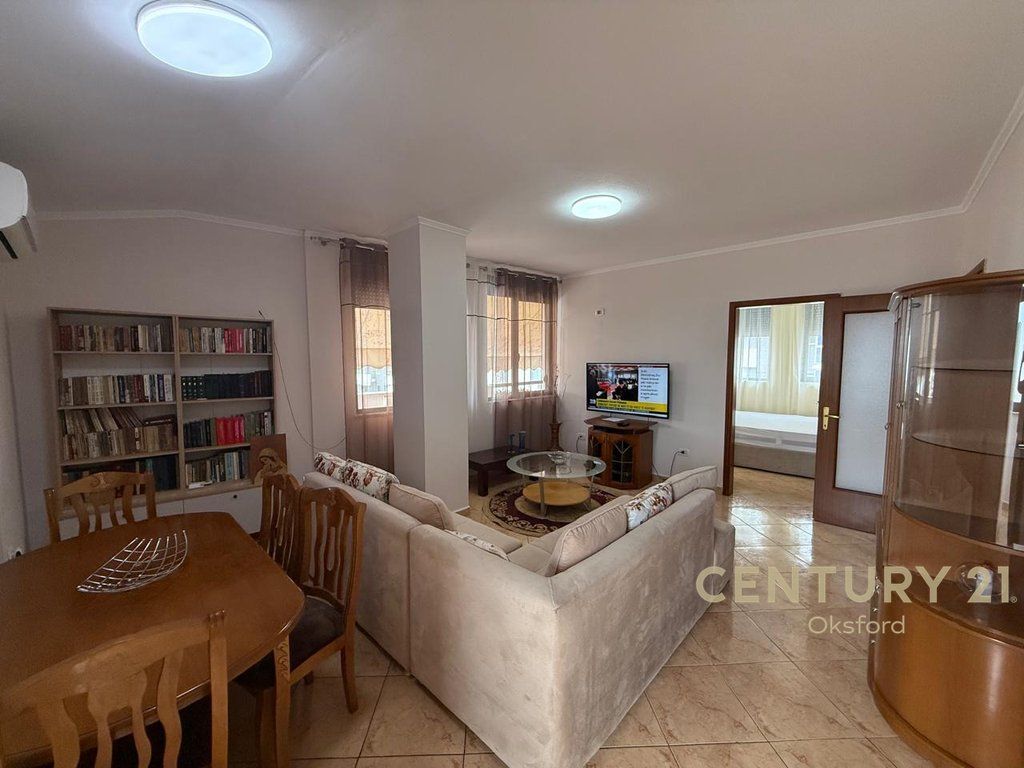 JAPIM ME QIRA APARTAMENT 2+1+2 ,TEK SELVIA!