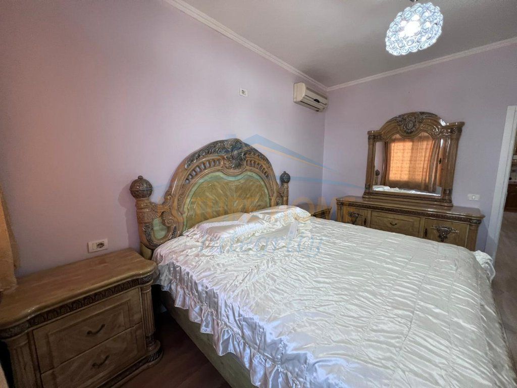 Qera, Apartament 2+1, Xhamllik, Tiranë.