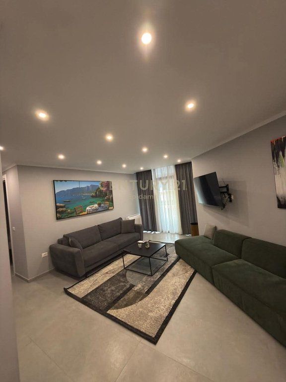 Jepet me qera apartament tek White Hill, Currila – Durrës!