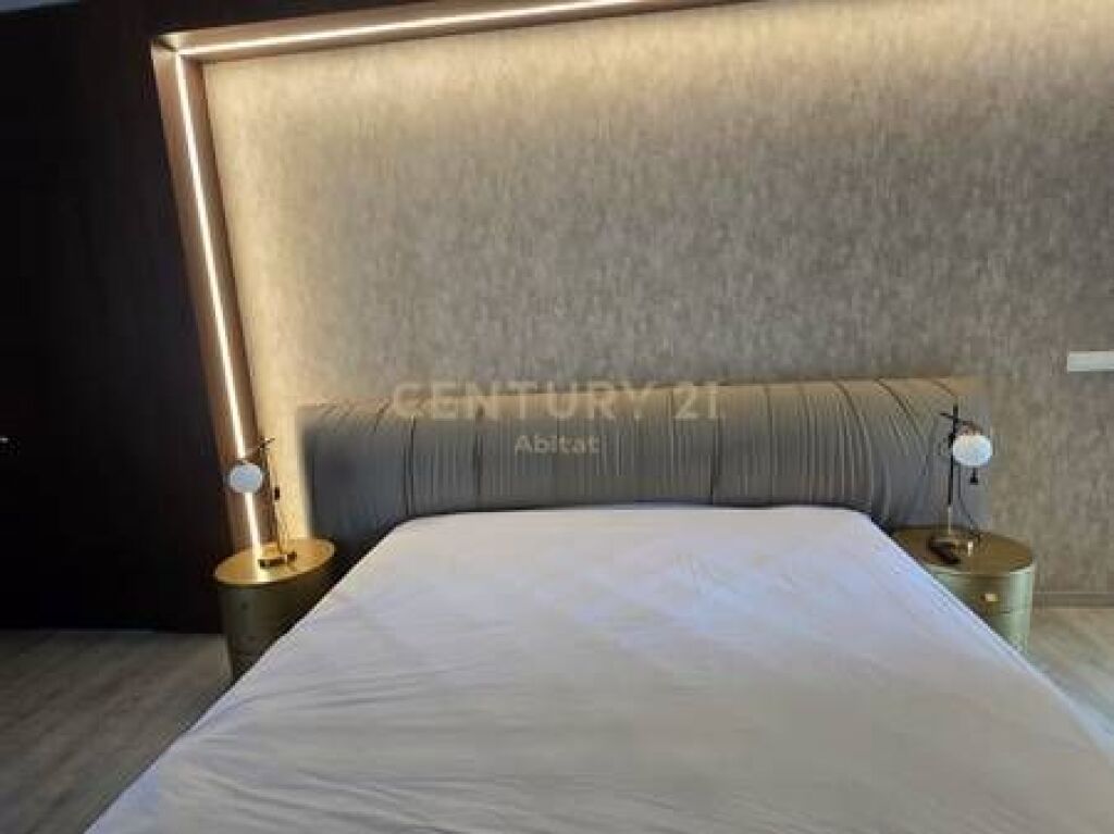 Villa di Lusso in Vendita a Long Hill Residence – Investimento PREMIUM &amp; PRONTA per Abitare