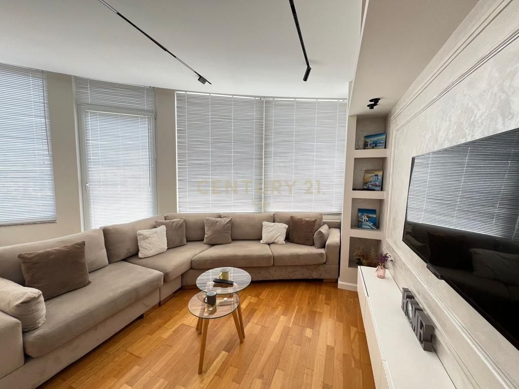 Shesim apartament te investuar 2+1 me verande ne Astir !! 210,000 €