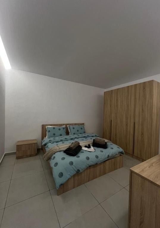 APPARTAMENTO 2+1 IN VENDITA DI FRONTE ALLA SCUOLA HARRZ FULLZ