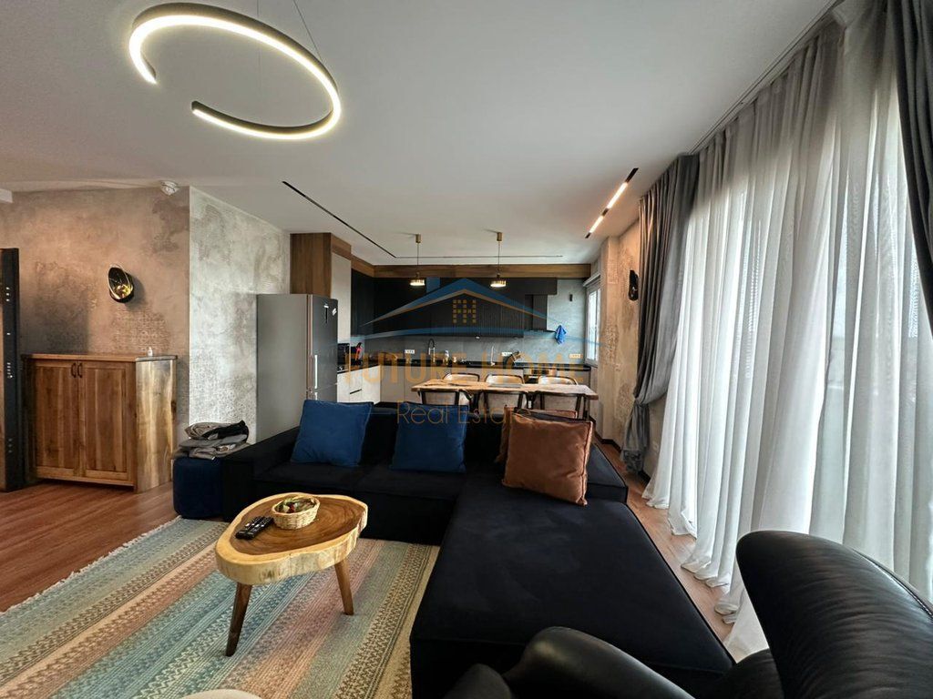 Qira,Apartament 2+1+parking, Prane Kompleksit Delijorgji !