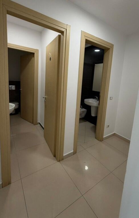 🏢 Office space for rent at Delijorgji