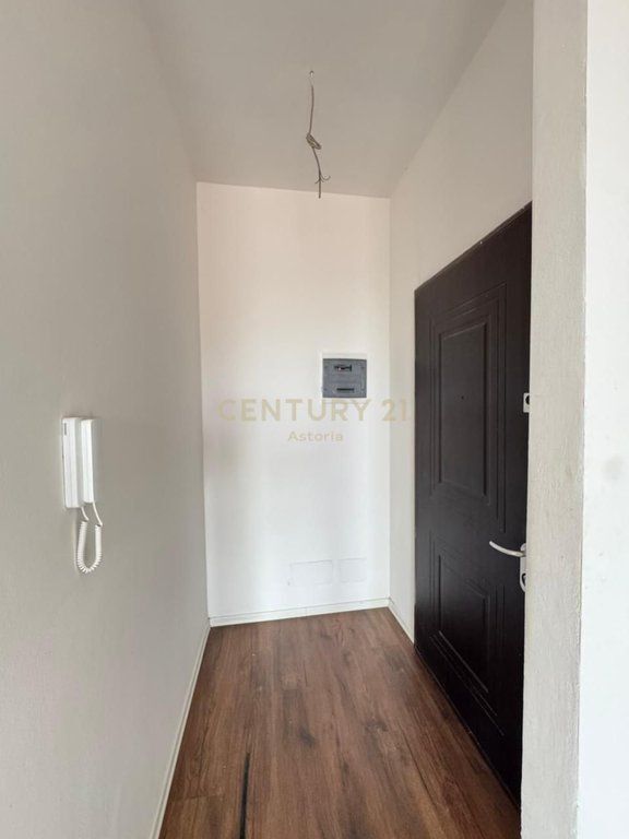 1+1 MODERN NË SHITJE TEK RRUGA E KOSOVARËVE 257,600 €