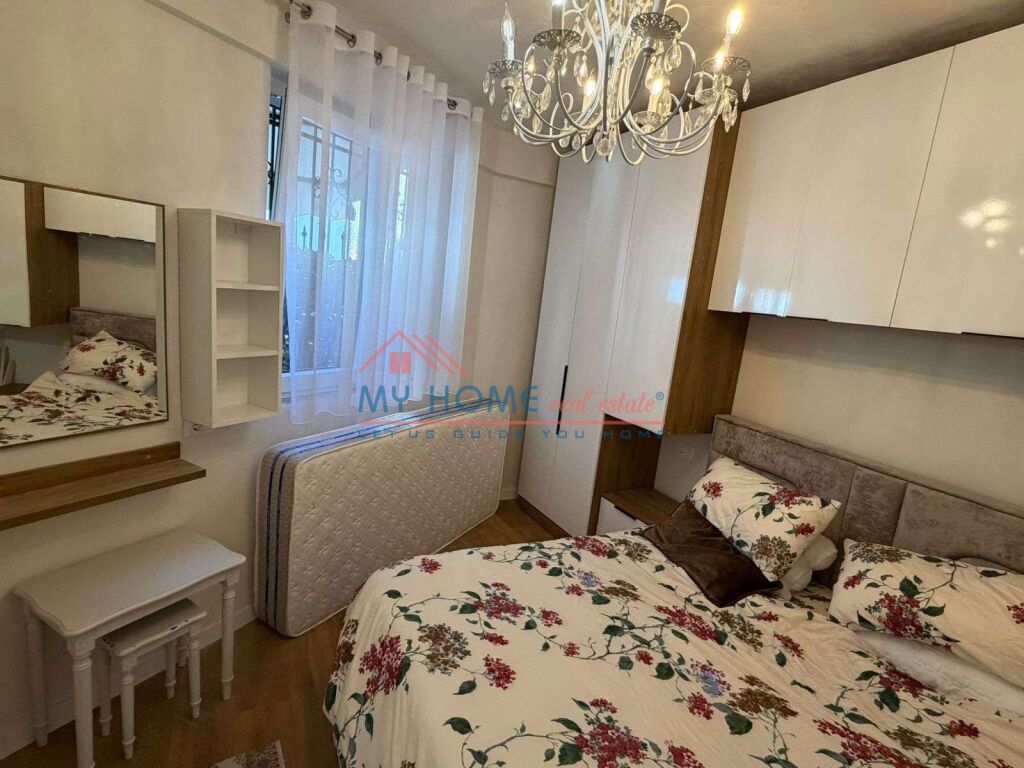 Apartment 1+1 for Rent at Brryli Tirana