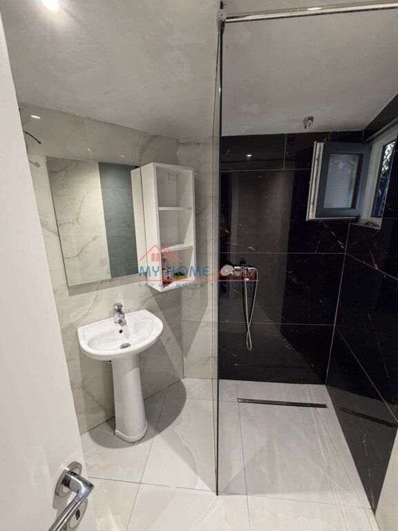 Apartment 1+1 for Rent at Brryli Tirana