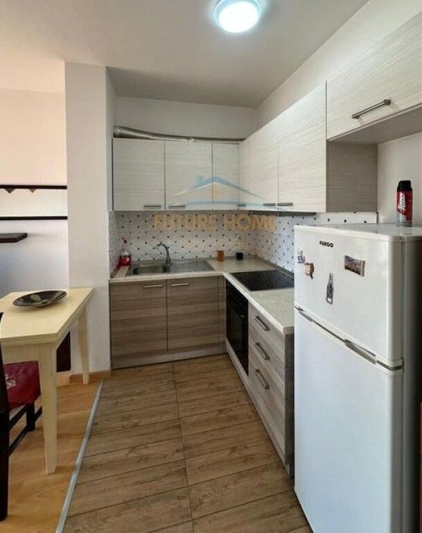 Qera, Apartament 1+1, Xhamllik, Tiranë