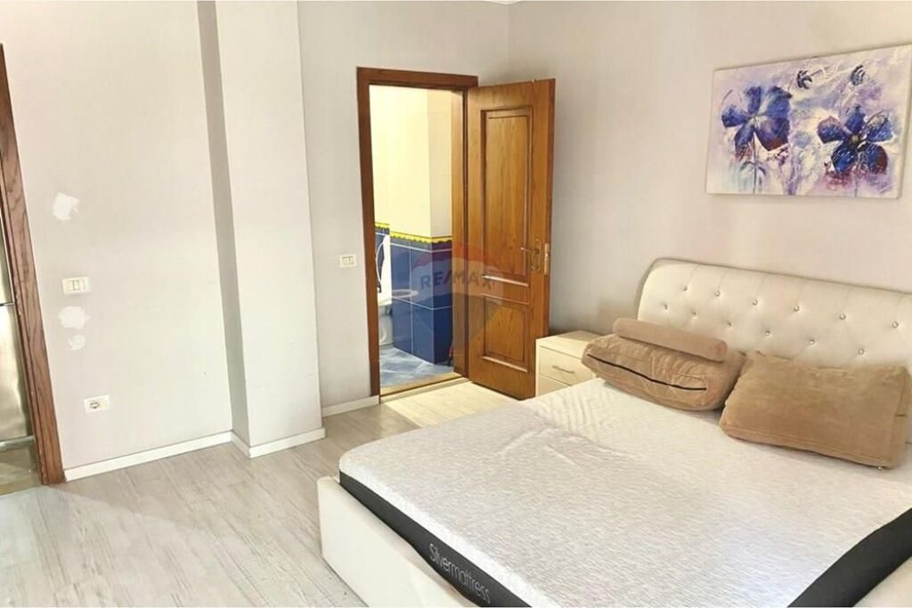 Apartament - Për Shitje - Kompleksi Kolombo, Tiranë(ID: 530261057-384)