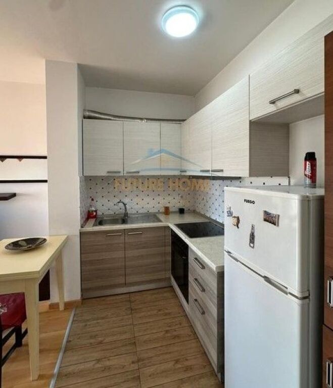 Qera, Apartament 1+1, Xhamllik, Tiranë