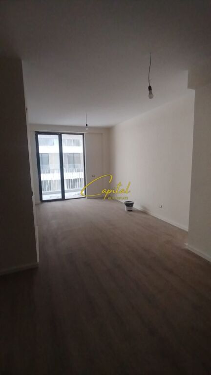 ZYRE ME QIRA 75 M2 REZIDENCA GOLDEN TOWER 60.000 LEKE