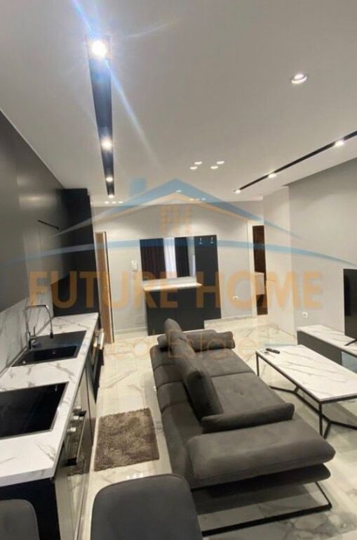 Shitet, Apartament 1+1, Rruga Panorama, Tiranë