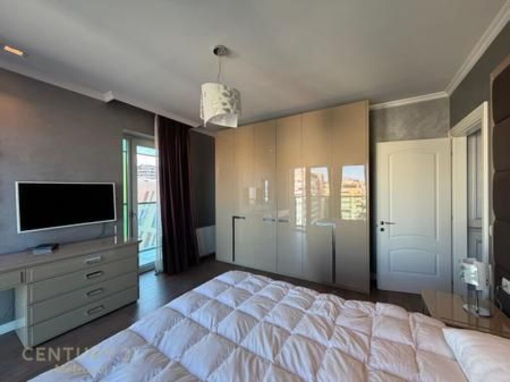 Jepet me Qira Apartament Elitar 2+1+2 tek Ambasador 3!