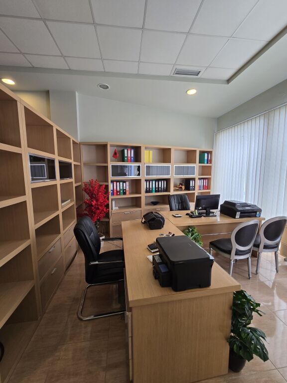 Ambient zyre me qira Ambasador 2