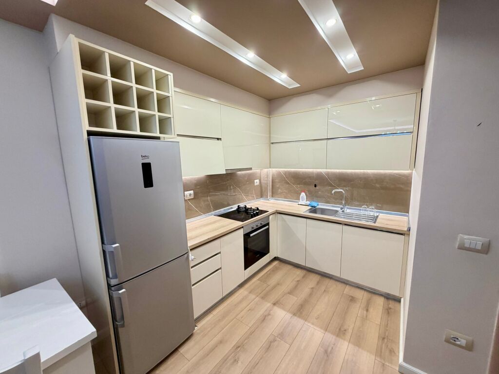 📣 AFFITTO SUPER Appartamento 1+1 📍 Lago Asciutto, Tirana ✨