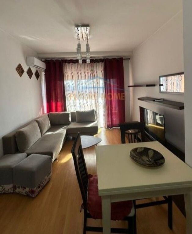 Qera, Apartament 1+1, Xhamllik, Tiranë