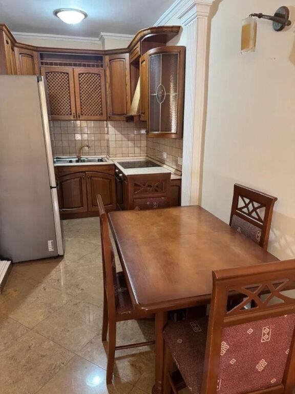 Apartament 1+1 per qira te Sheshi Willson