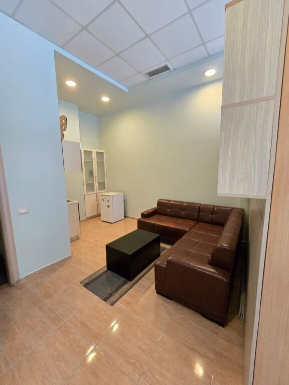 🏢 Commercial Space for Rent – Ambasador 2