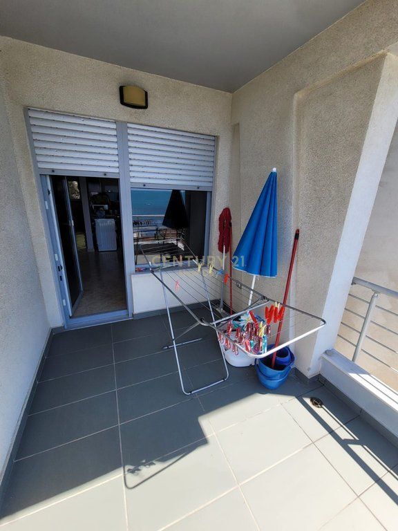 Shitet Apartament 2+1 me pamje Deti ne Currila 330,000€ | 110 m²