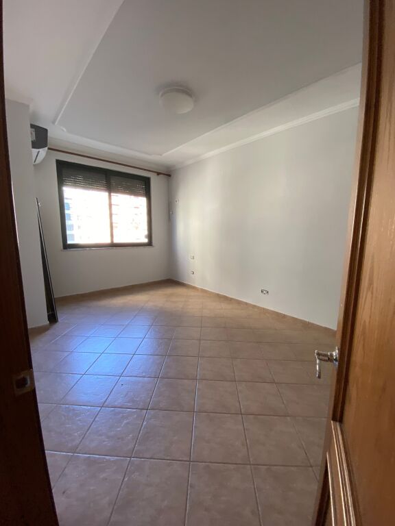 Office for rent near the Tirana District Court