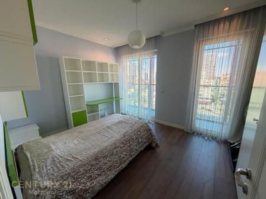 Jepet me Qira Apartament Elitar 2+1+2 tek Ambasador 3!