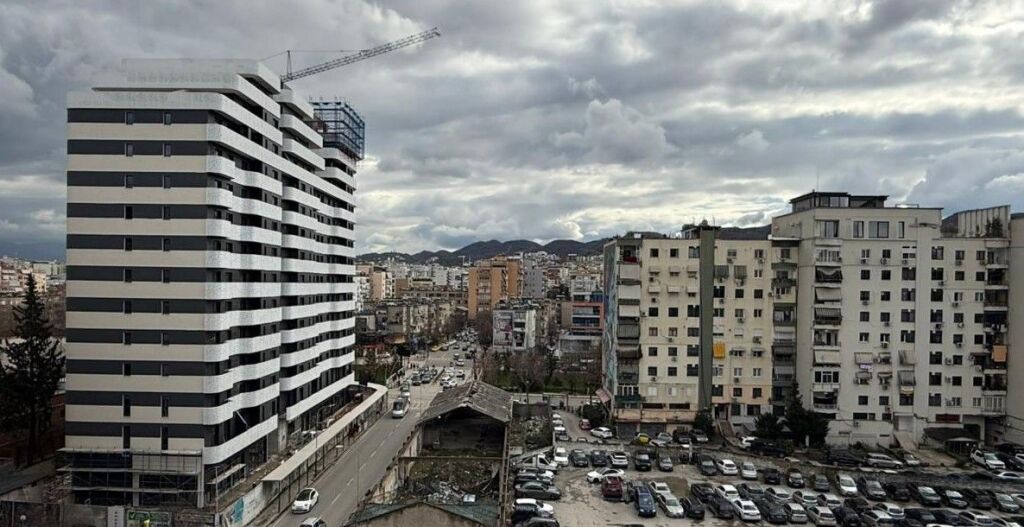 Apartament në shitje 2+1+2 – Corner Residence