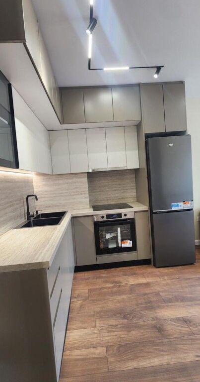 Appartamento 1+1 in vendita a Mine Peza, molto vicino al centro di Tirana!