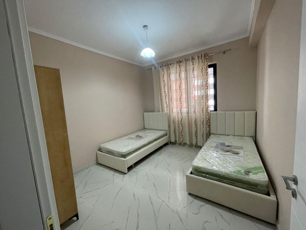 Jepet me qira apartament 2+1 në Astir te Urban Gate!