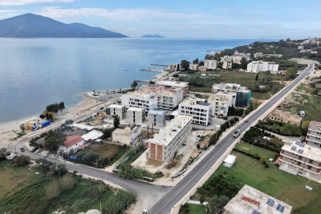 APARTAMENT 1+1 NË SHITJE NË RADHIMË