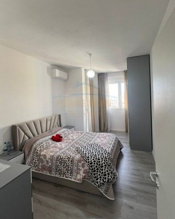 Appartamento 2+1+Posto Auto in Vendita, Yzberisht, Grand Galery.