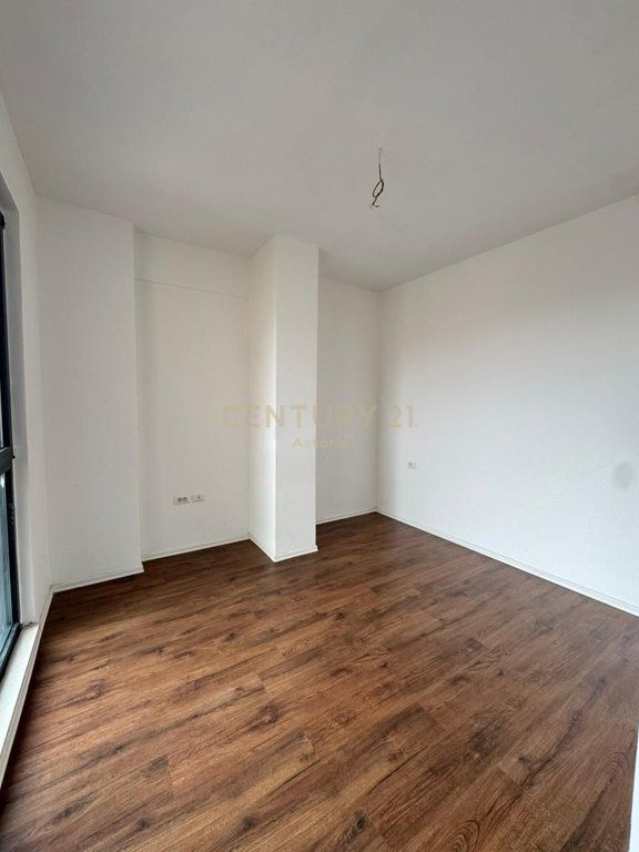 1+1 MODERN NË SHITJE TEK RRUGA E KOSOVARËVE 257,600 €