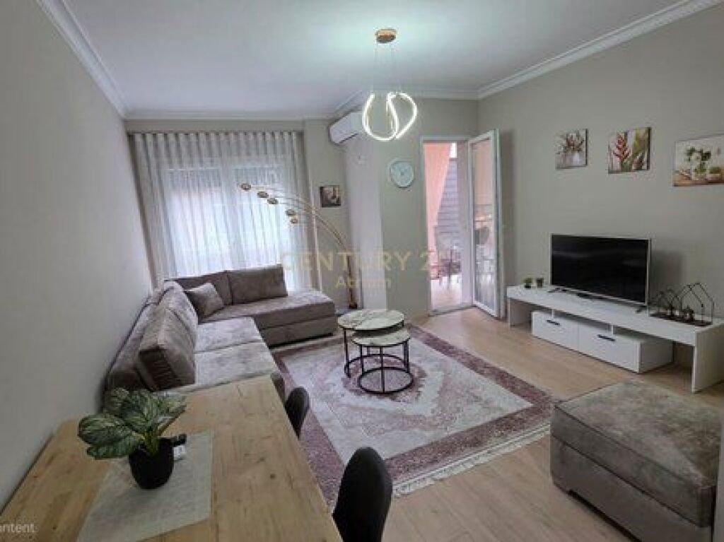 JEPET APARTAMENT ME QIRA TEK KOMPLEKSI VIND NE ALI DEM!