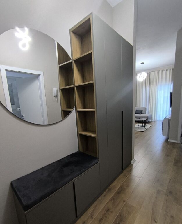 Jepet me qera Apartamenti 1+1 , rruga Dritan Hoxha Kompleksi Aura 600 euro