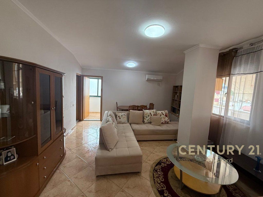 JAPIM ME QIRA APARTAMENT 2+1+2 ,TEK SELVIA!