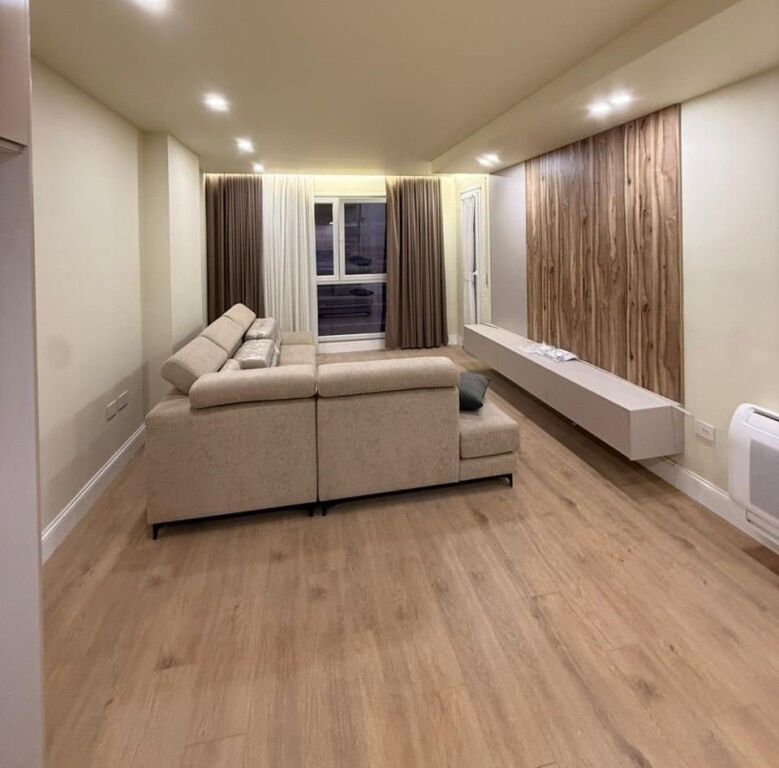 🏡 Shitet Apartament 2+1 te Colour Splash, Paskuqan