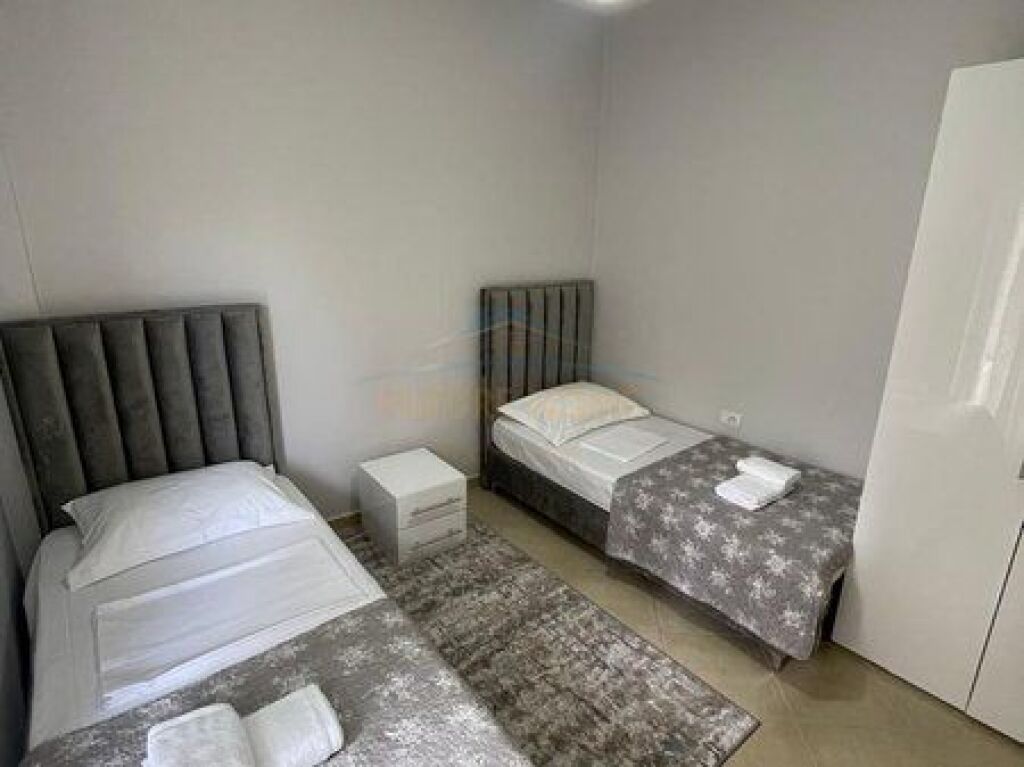 Shitet, Apartament 2+1, Gjiri i Lalzit, Lura 2